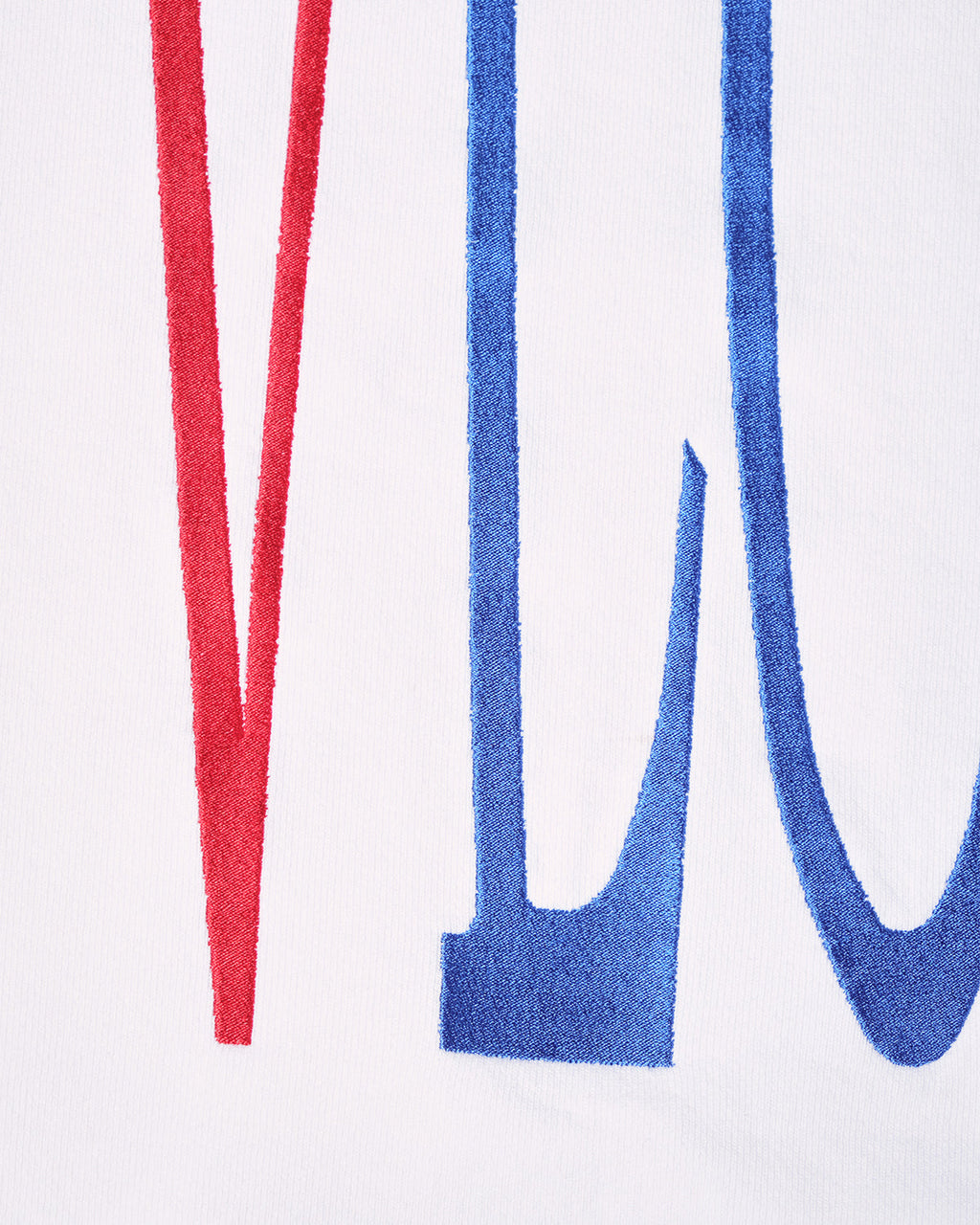 VLONE RED LIPSTICK OG EMBROIDERED HOODIE (white)